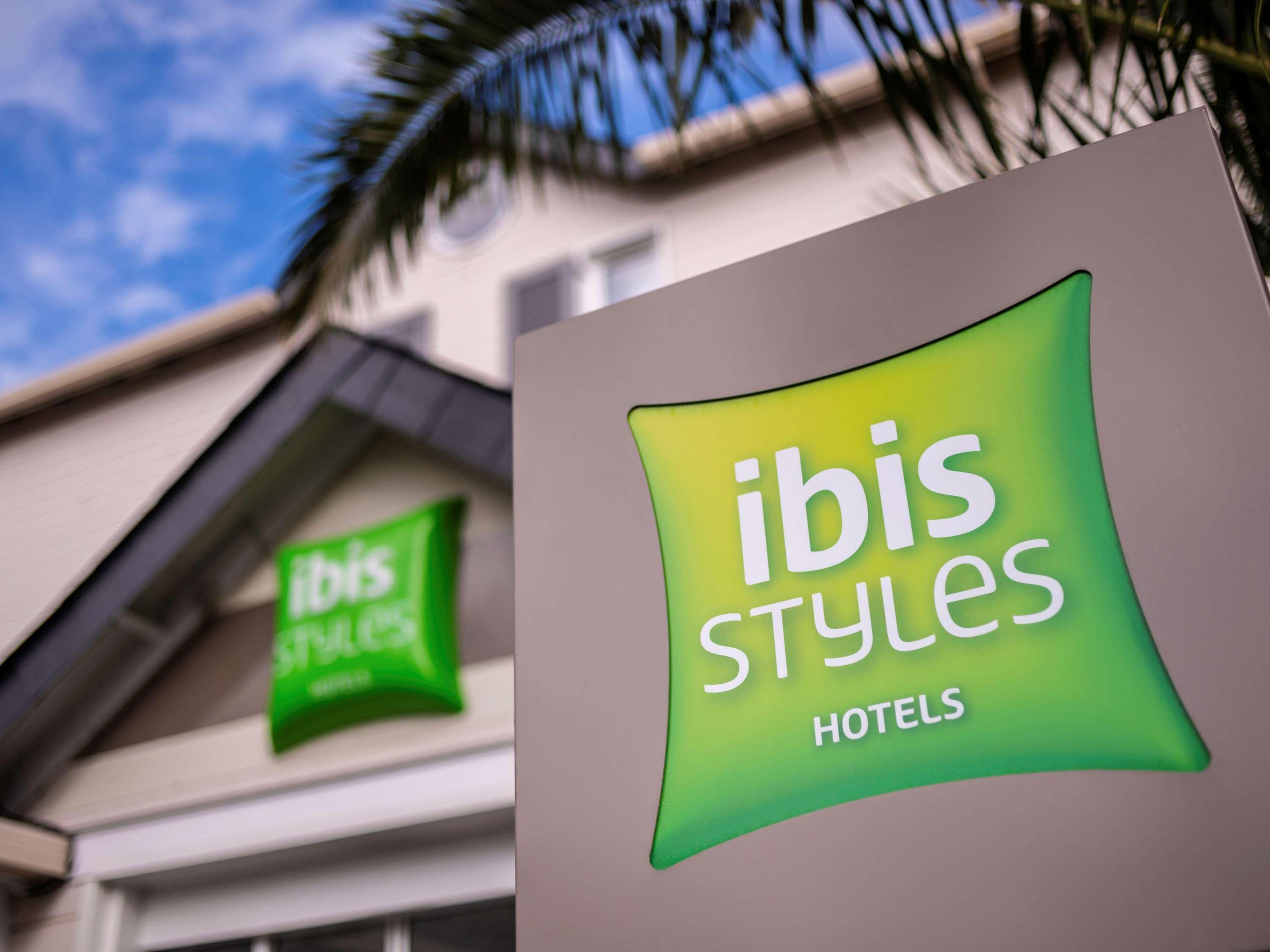 Hotel Ibis Styles Quimper Exterior foto